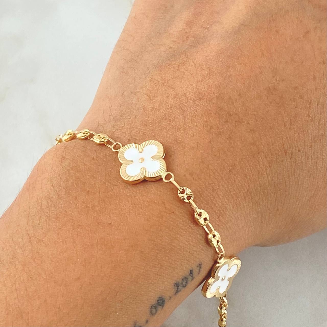 Bracelet GC Clover 5.5gr / 7.5in / 18K Gold -