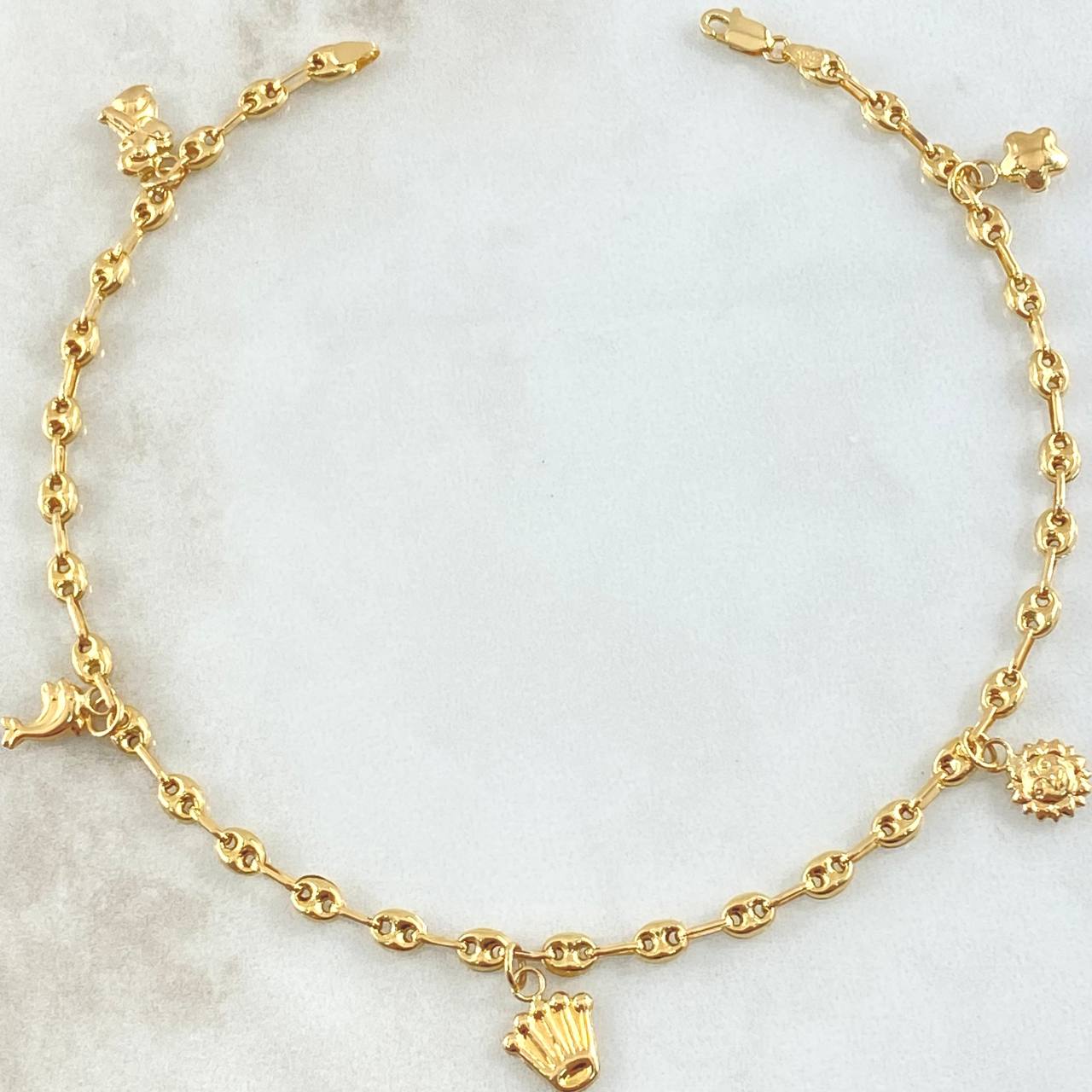 GC Anklet Pendants 4.45gr / 9.4in / 18K Gold ©