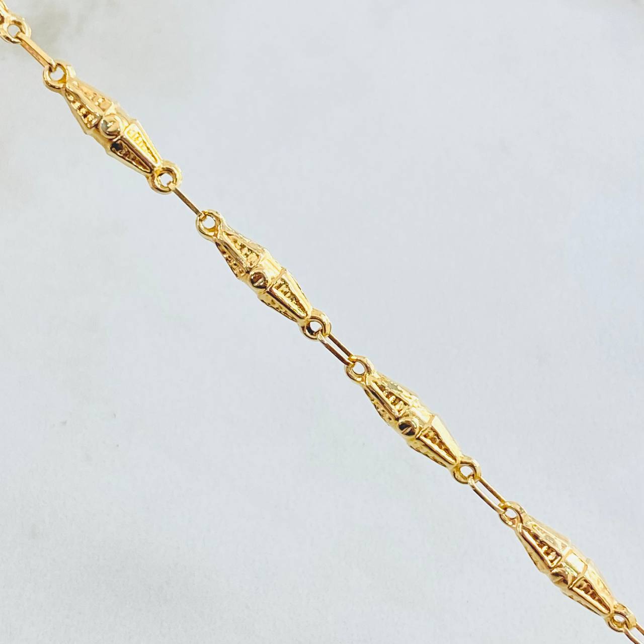 Cadena Rustica 8.45gr / 23 1/2 in / Oro Amarillo 18K