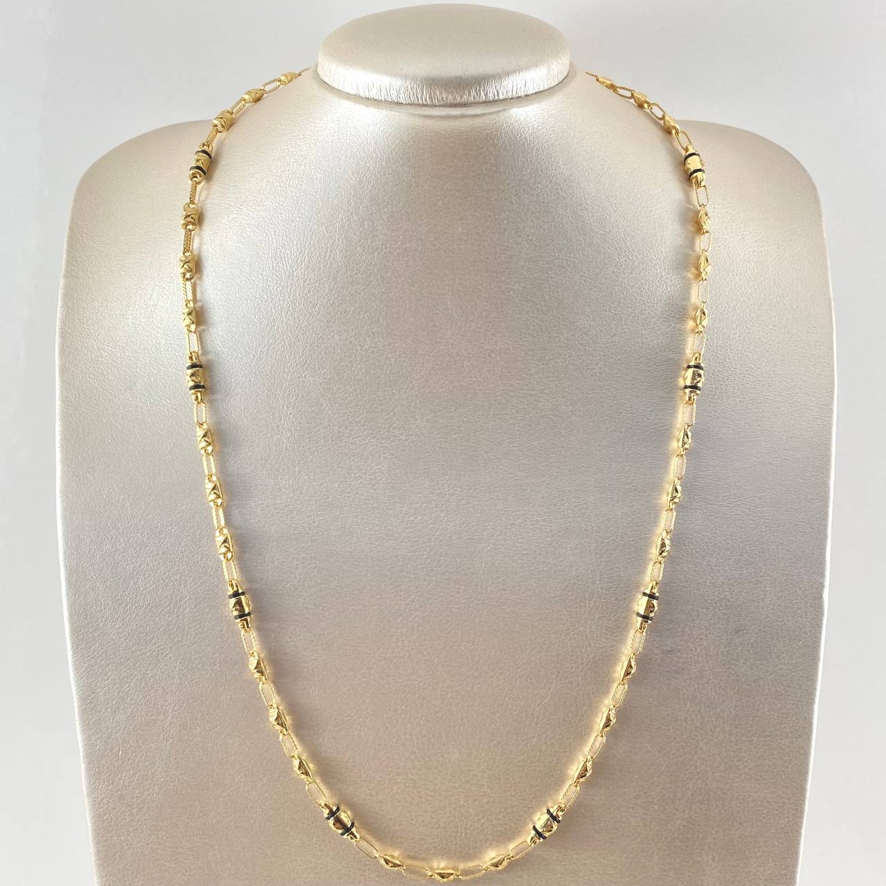 Cadena Rustica 12.55gr / 23 1/2 in / Oro Amarillo 18K ©