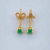 Stud Earrings Four Prongs 60 Pts Emerald 1 g / in / 4.6 mm Yellow Gold 18K