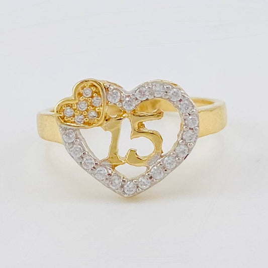 Double Heart Quinceañera Ring 2.45 g / T6 1/2 18K Yellow Gold