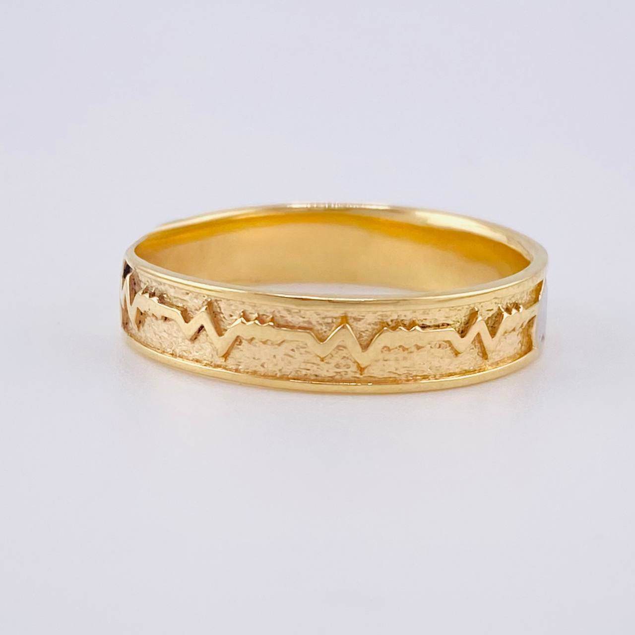 Anillo Corazón Linea De La Vida 3.15 g / T9 1/4 Dos Oros Amarillo Blanco 18K