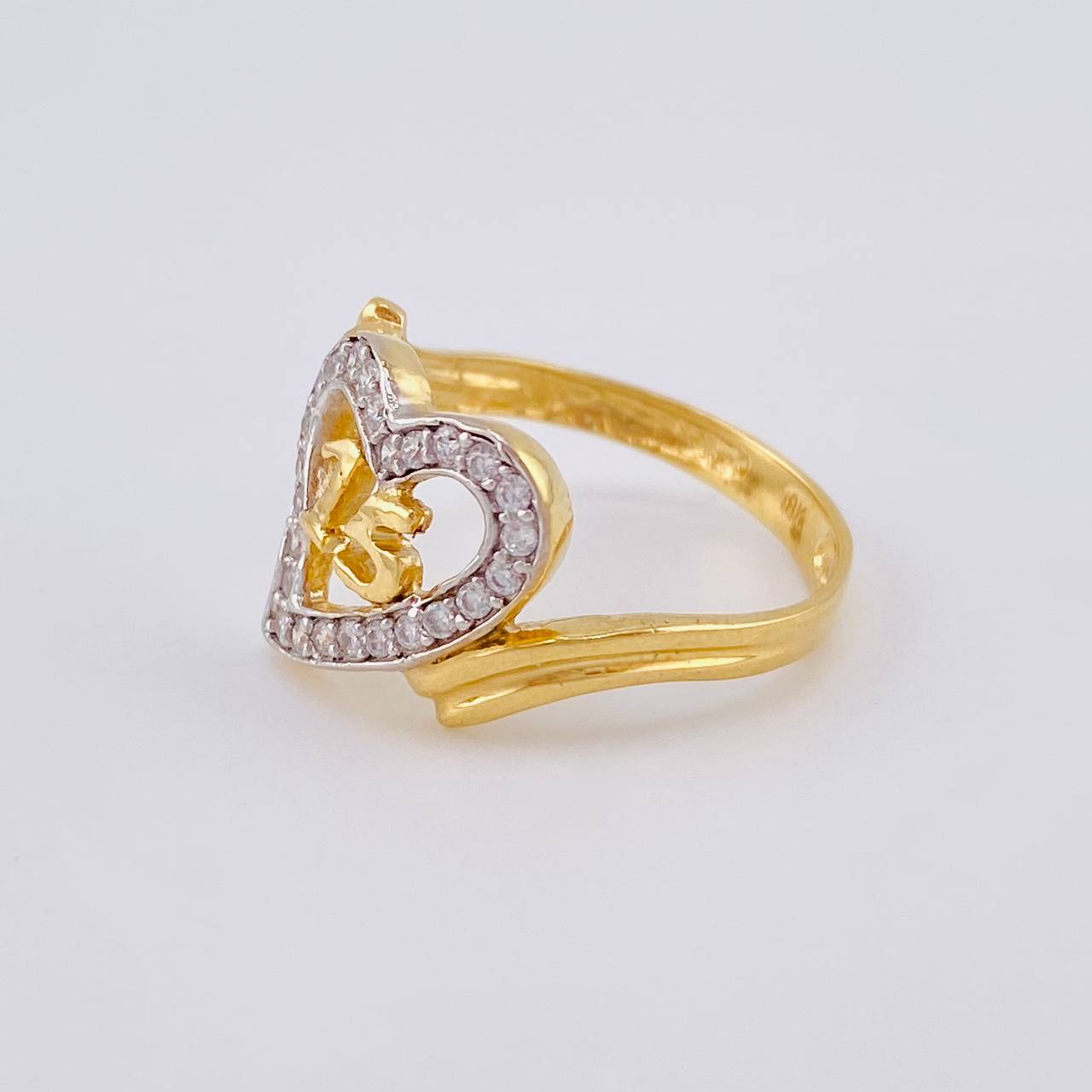 Anillo Quinces Corazón 3.4 g / T8 Dos Oros Amarillo Blanco 18K