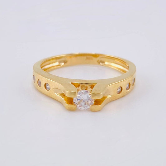 Golden Essence Solitaire Ring 3.45 g / T5 3/4 18K Yellow Gold