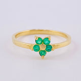 Emerald Flower Ring 20Pts 1.5 g / T5 1/2 18K Yellow Gold