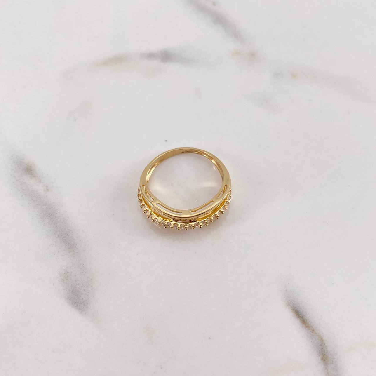 Central Line Ring 2.85gr / T6 3/4 / White Zircons 18K Yellow Gold $