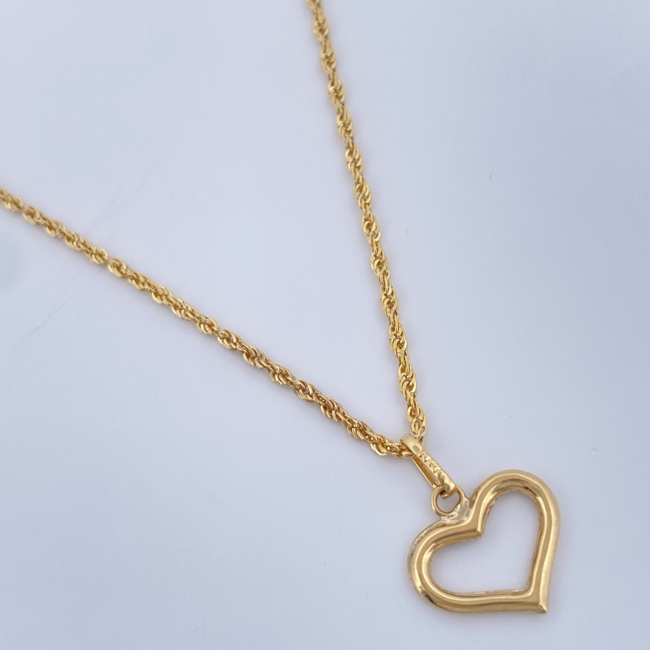 Set Cadena y Dije Lazo + Corazon  1,55gr / Oro Amarillo 18K &