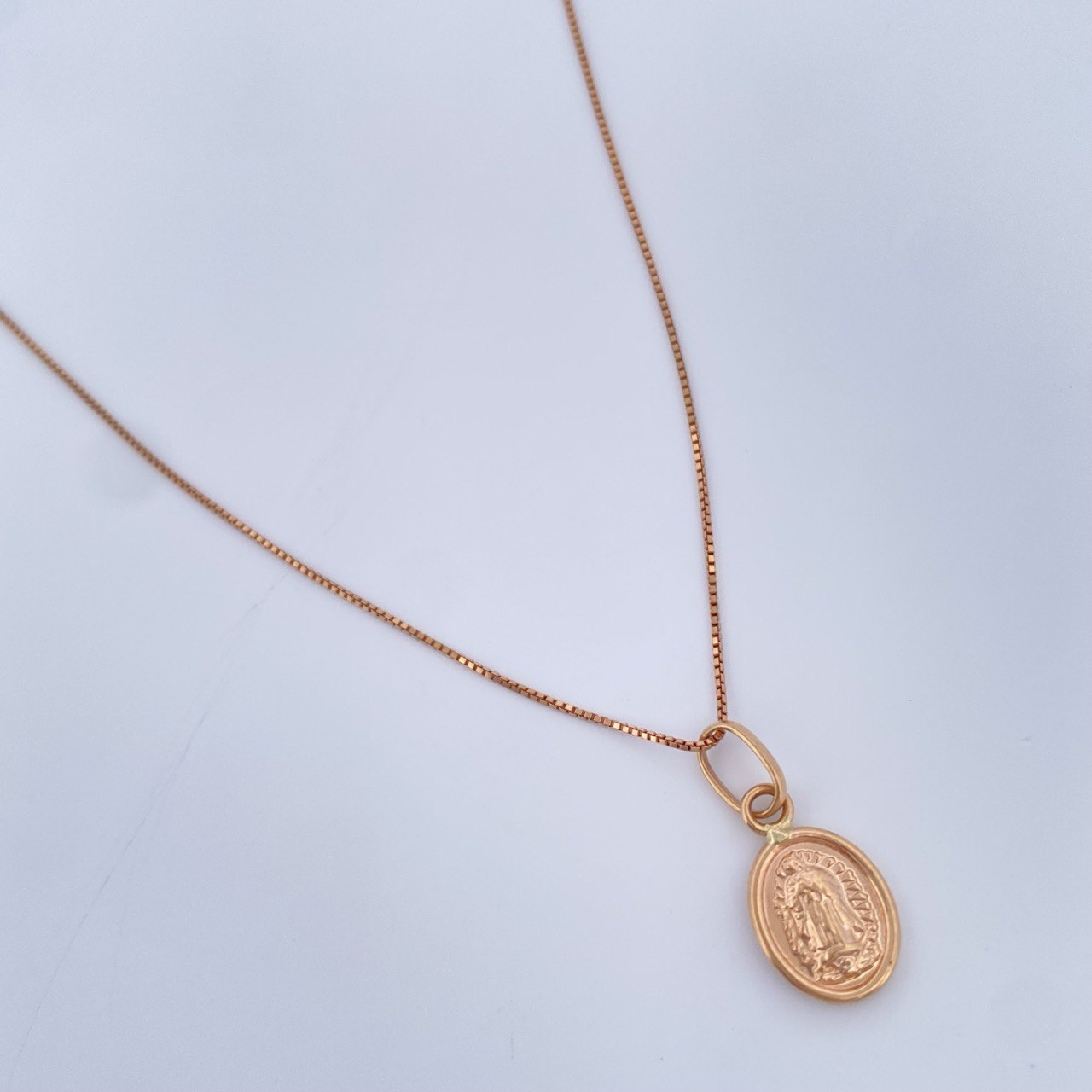 Set Cadena y Dije Veneciana + Virgen de Guadalupe 1,85gr / Oro Rosa  18K &