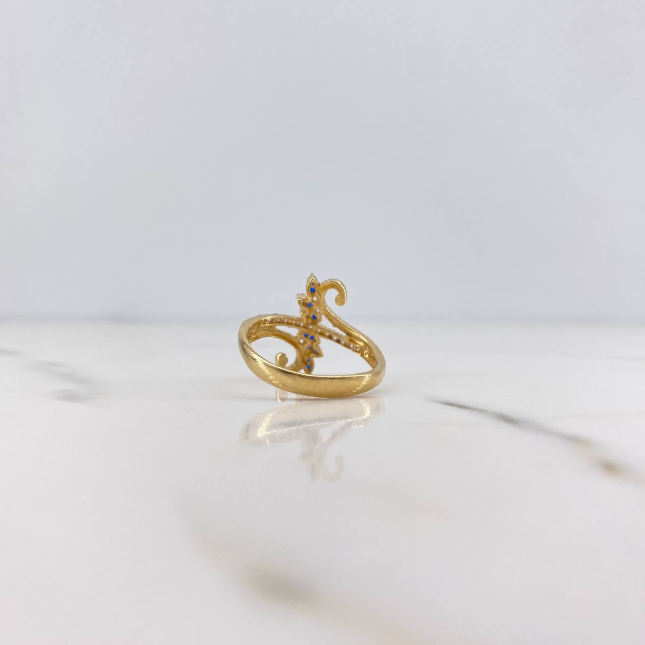 Elegant Branch Ring 2.9gr / Size 6 1/2 / Blue and White Zircons Two 18K Yellow and White Golds $