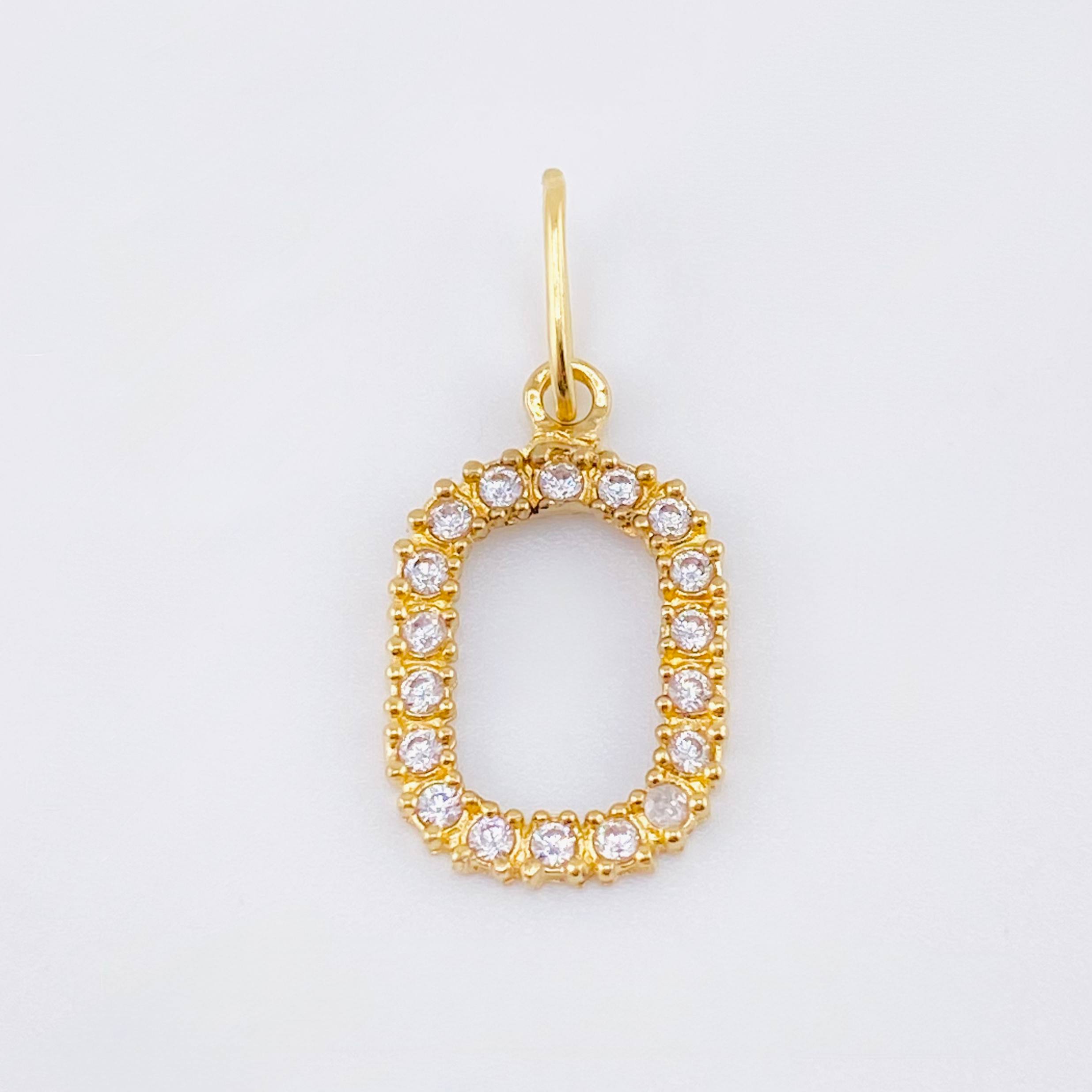 Letter O Pendant 1.3gr / 1 in / Yellow Gold 18K *