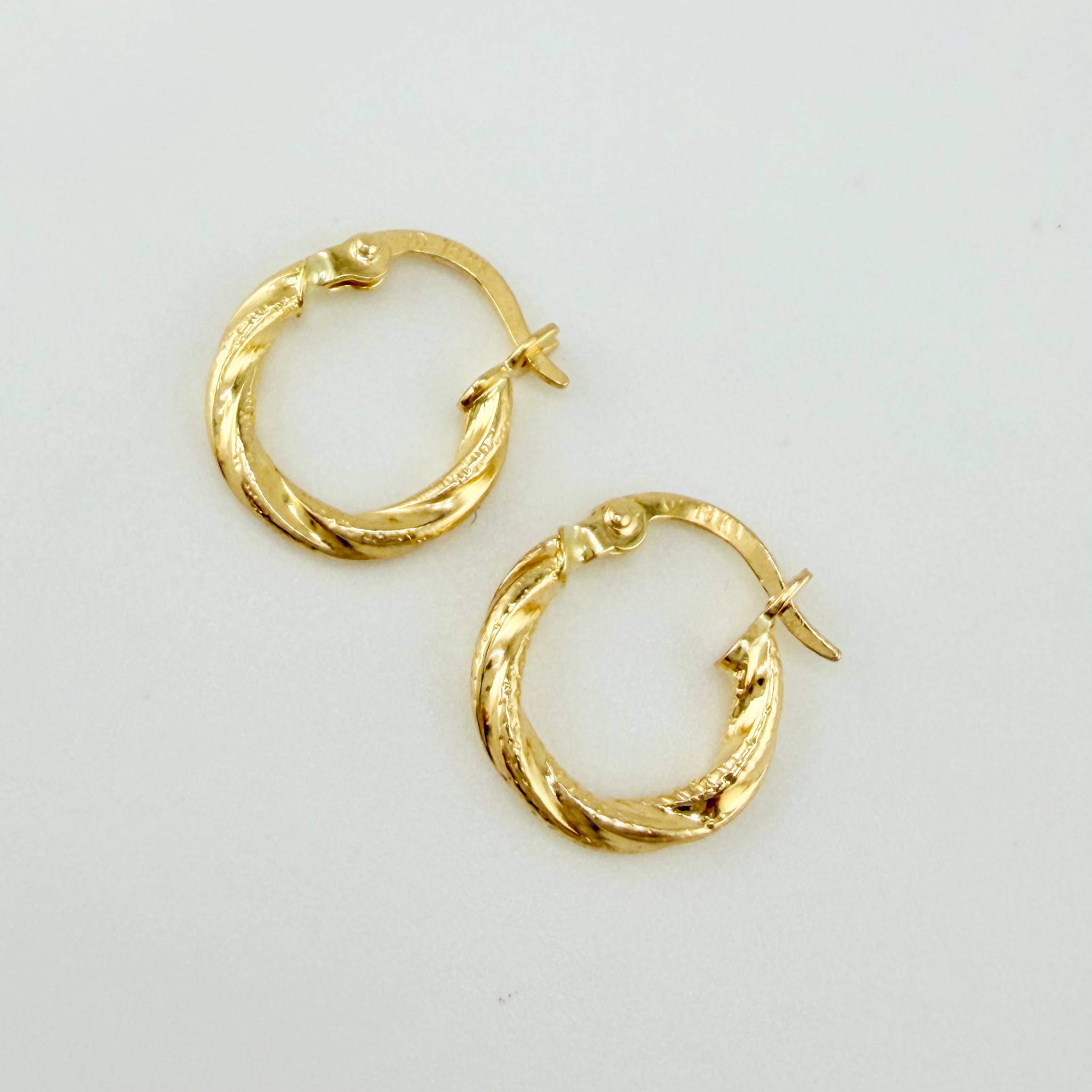 Candongas Sofi 0.9gr / 1/2 in / Oro Amarillo 18K