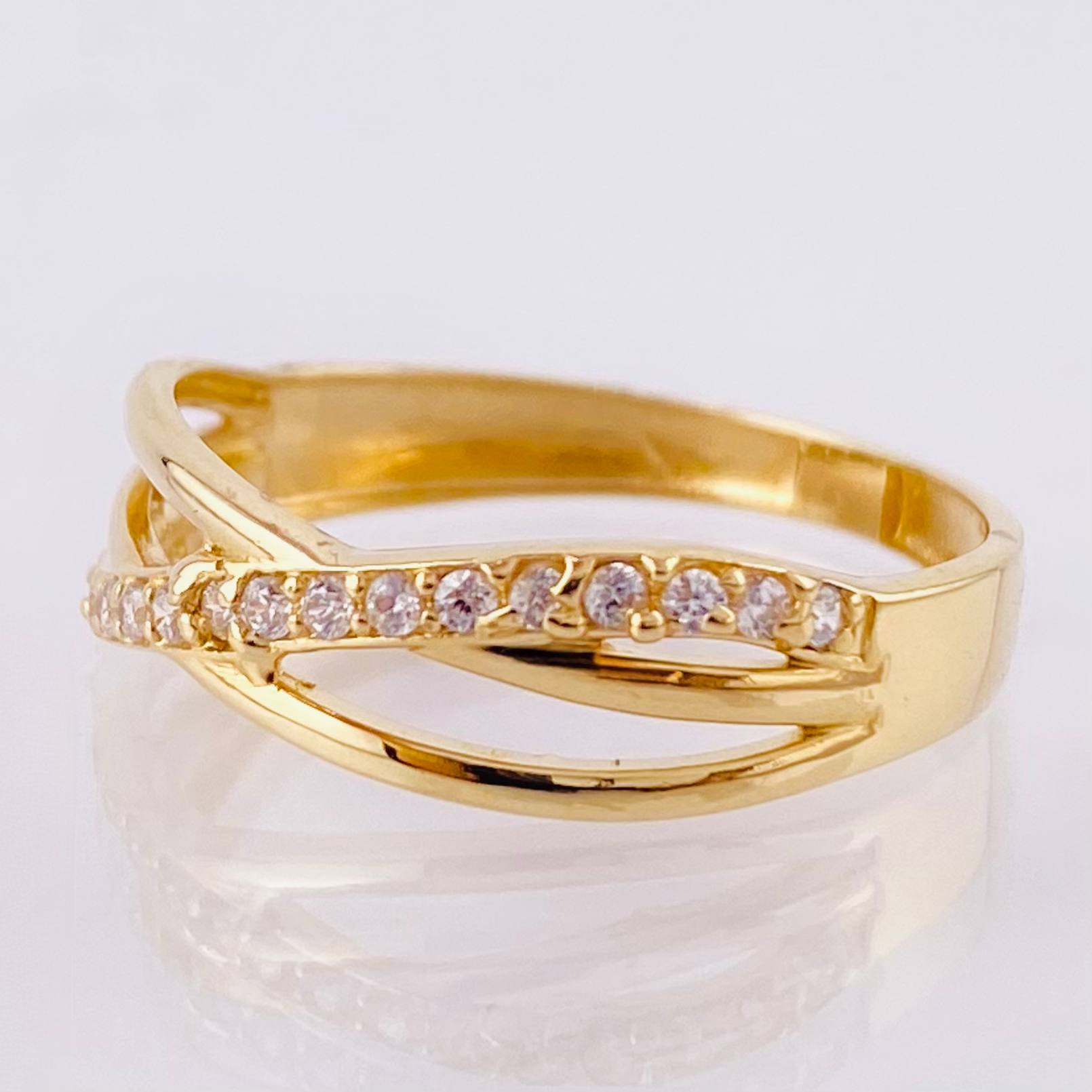 Anillo Carril Enlazado 1.8gr / T7 / Oro Amarillo 18K