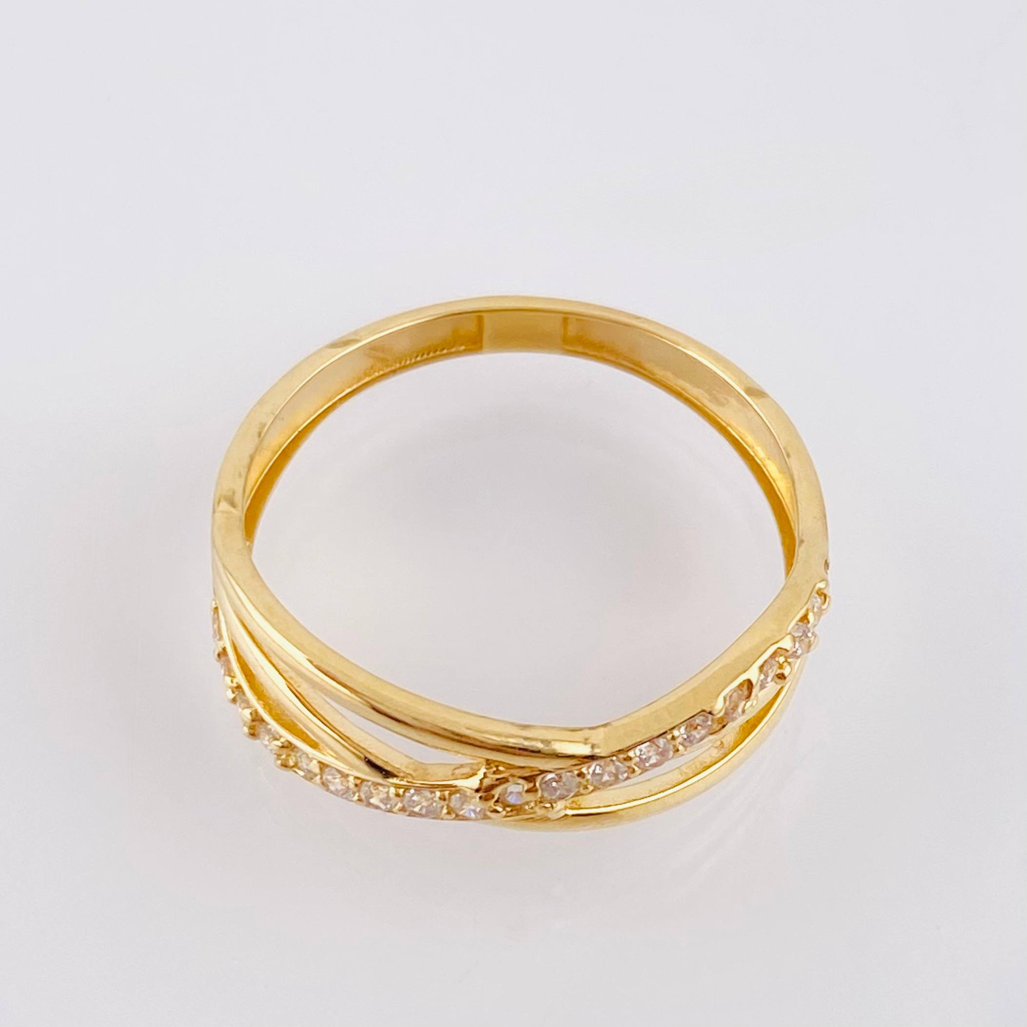 Anillo Carril Enlazado 1.8gr / T7 / Oro Amarillo 18K