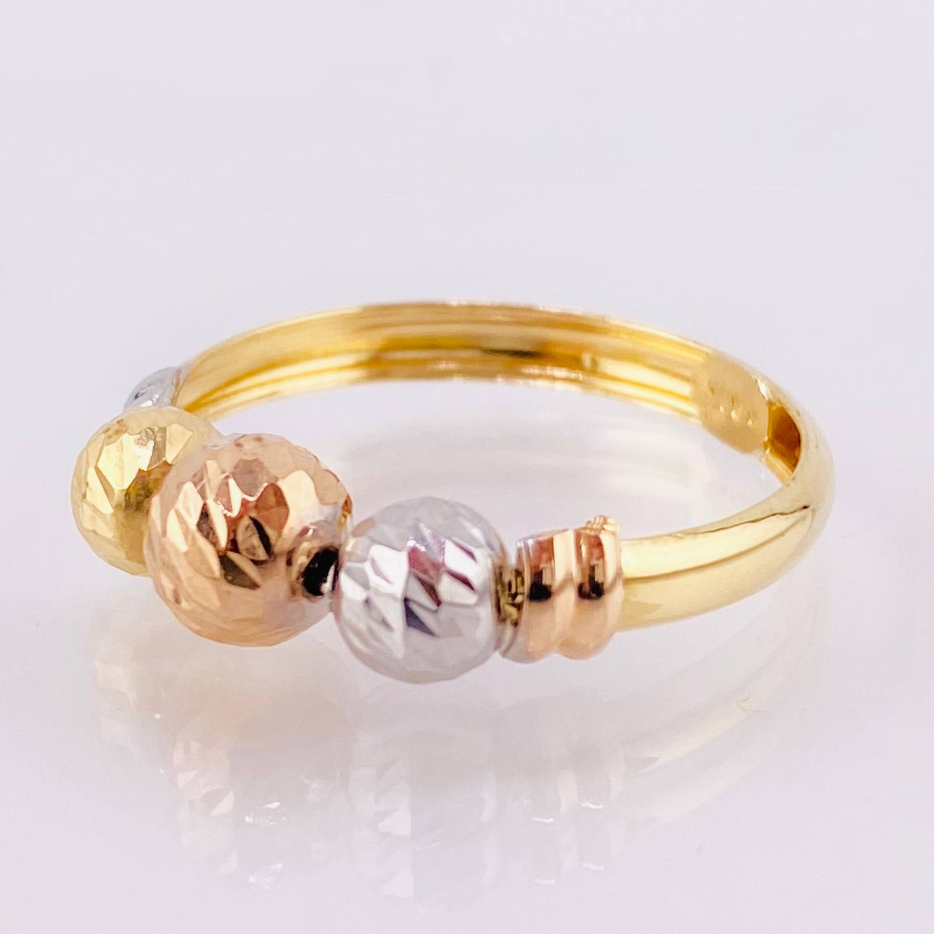 Anillo Trío Bolas 1.5gr / T6 1/2 / Tres Oros 18K
