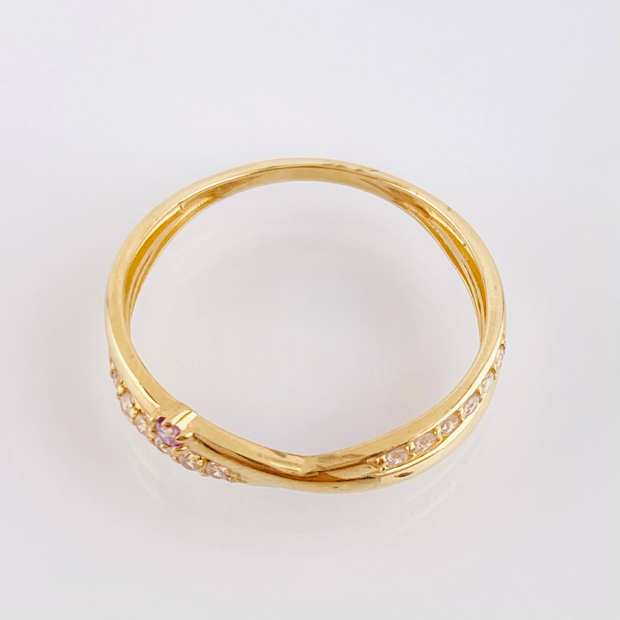 Anillo Carriles Cruzados 1.6gr / T6 1/2 / Oro Amarillo 18K