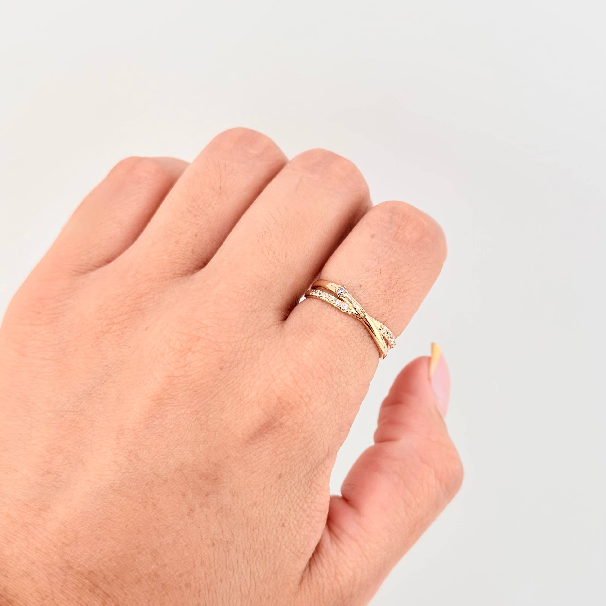 Anillo Carriles Cruzados 1.6gr / T6 1/2 / Oro Amarillo 18K