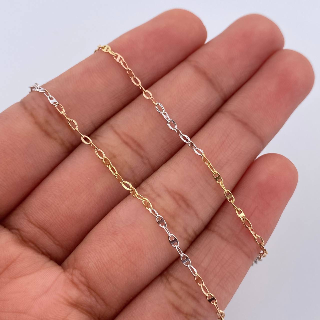 Cadena Escalera Volga 1.95gr / 45.6cm / +3 Oro 18K &