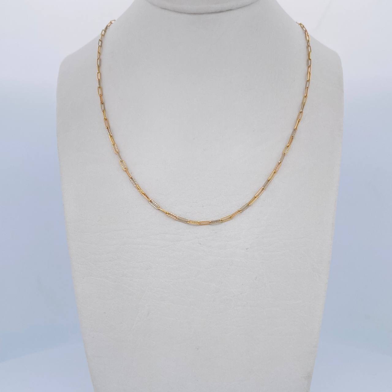 Paperclip Chain 2.45gr / 17.9in / +3 18K Gold &