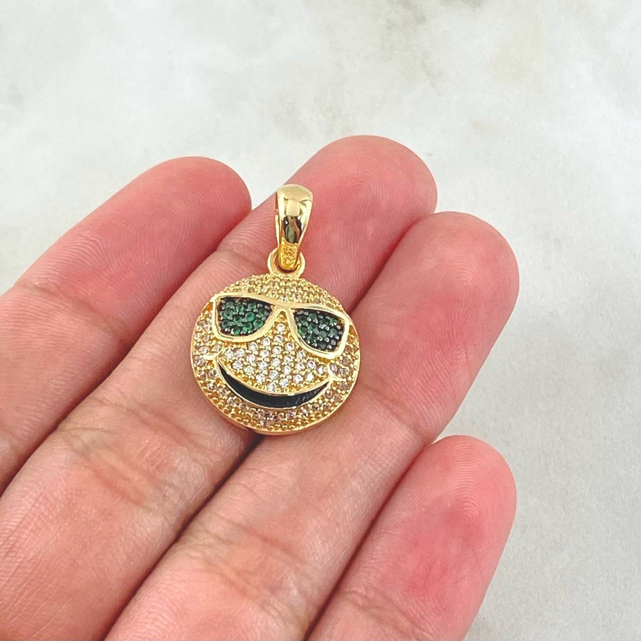 Pendant Emoji With Glasses 4.05gr / 3cm / White Green Zircons 18K Yellow Gold ©
