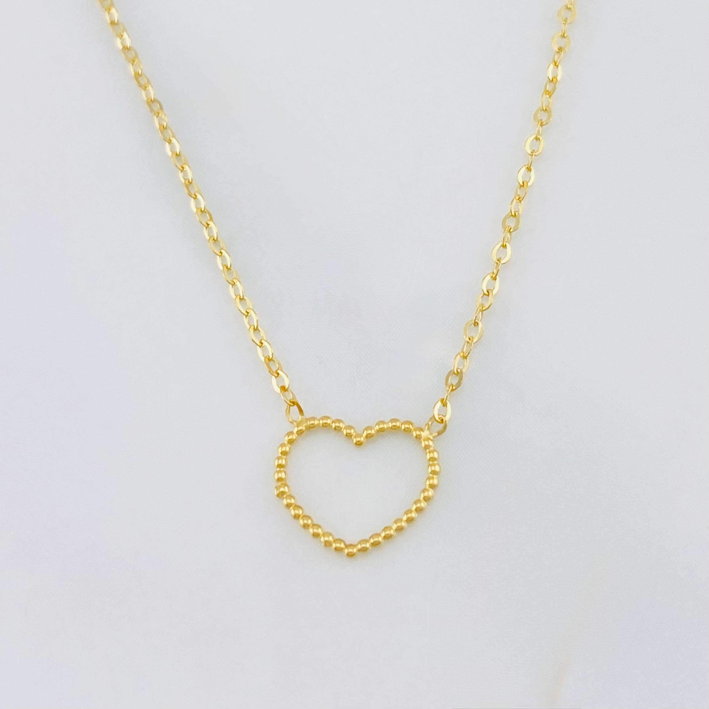 Cadena Aro seguido silueta corazón 1.3g / 18 in / 1mm Oro Amarillo 18K