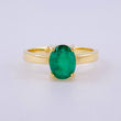 Anillo Solitario Ovalo 3.4gr / T6 1/4 / Esmeralda 2.0 Qts Oro Amarillo 18K (Joya)╦