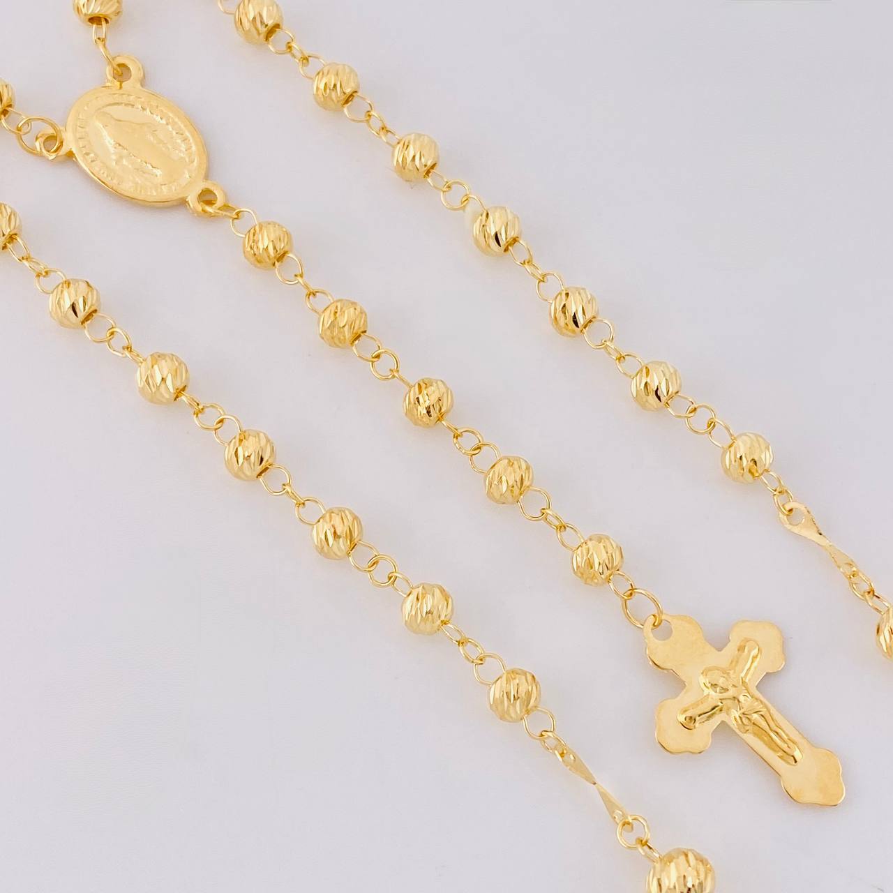Rosario Virgen milagrosa 9.6g / 22 3/4 in / 4mm Oro Amarillo 18K