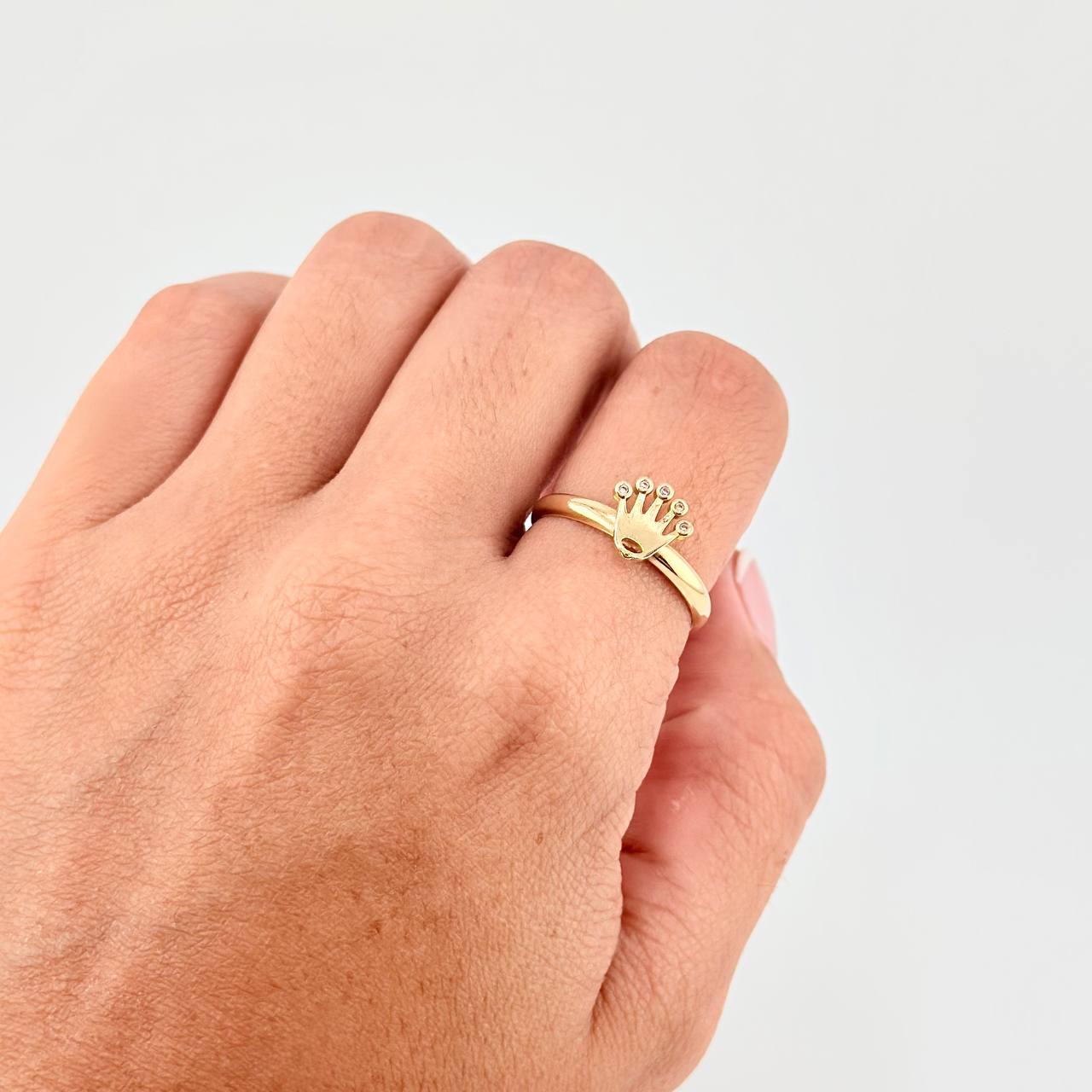Crown Ring 1.15g / Size 8 Yellow Gold 18K