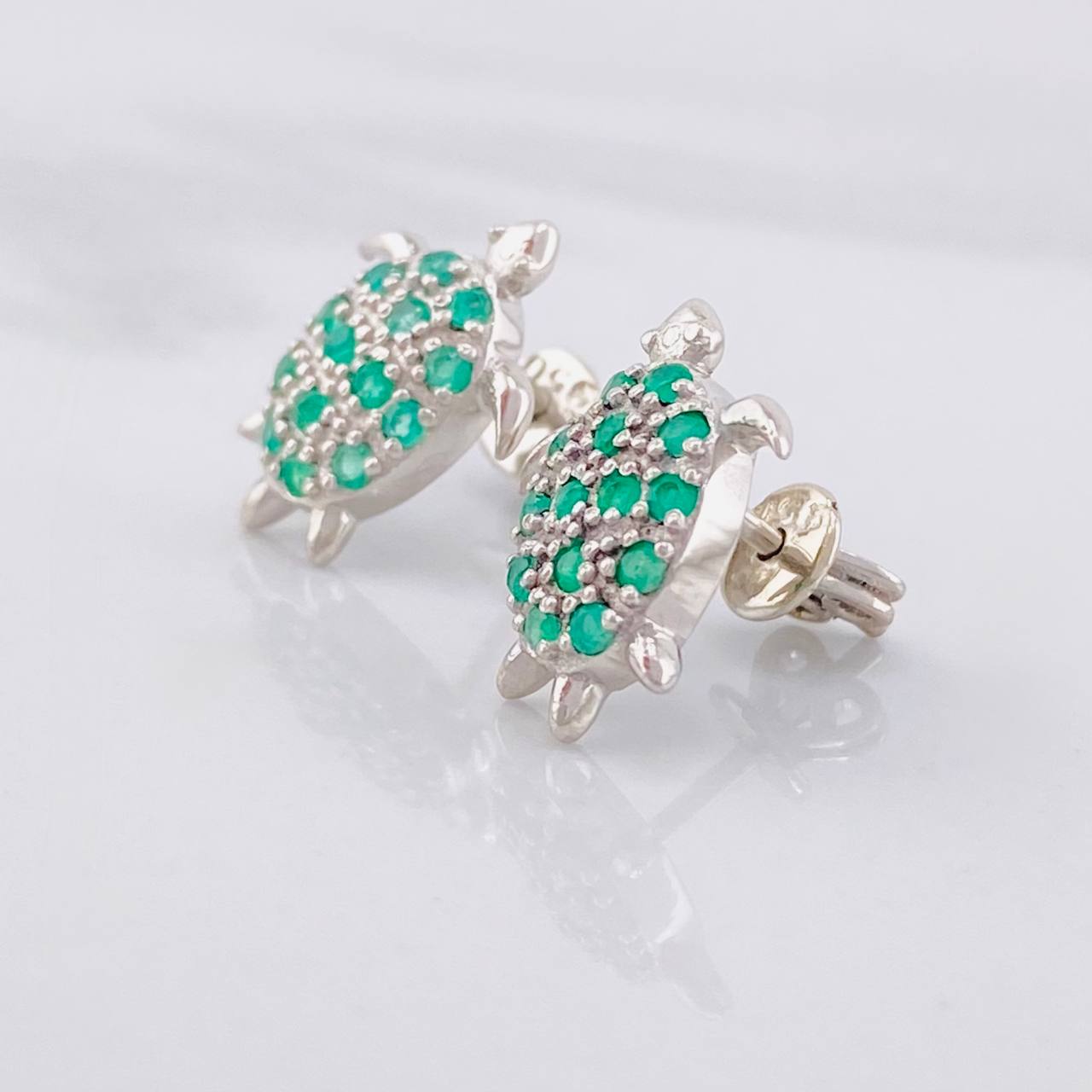 Topos Tortuga Esmeraldas 45pts 2g / in / 10mm Plata 950