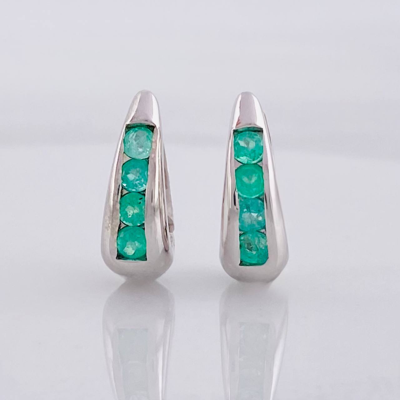Hoop Earrings U Emeralds 44pts 2.05g / 1/2 in Silver 925