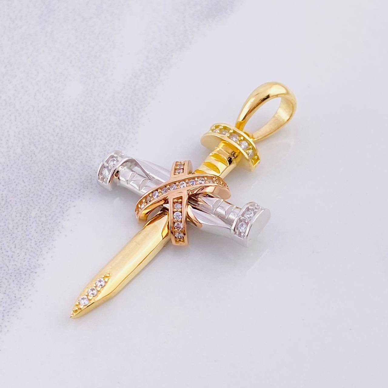 Pendant Penitence Nail Cross 5.1g / 1 1/2 in Three Golds 18K