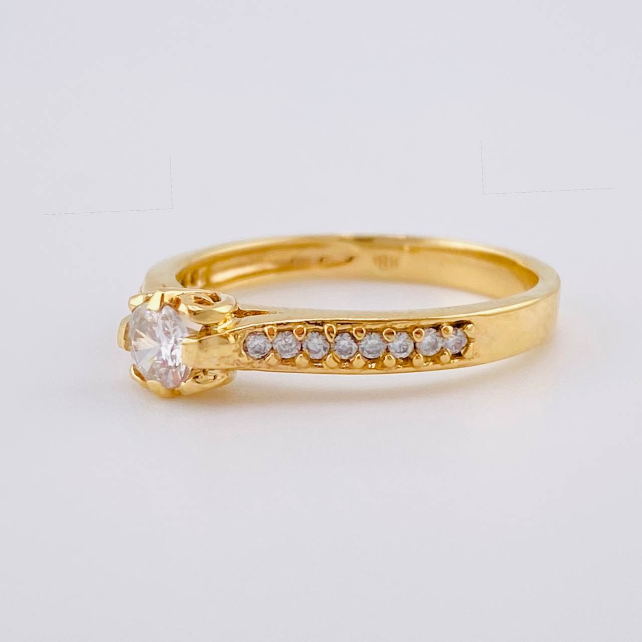 Anillo Solitario Churumbela 2.9 g / T6 3/4 Oro Amarillo 18K
