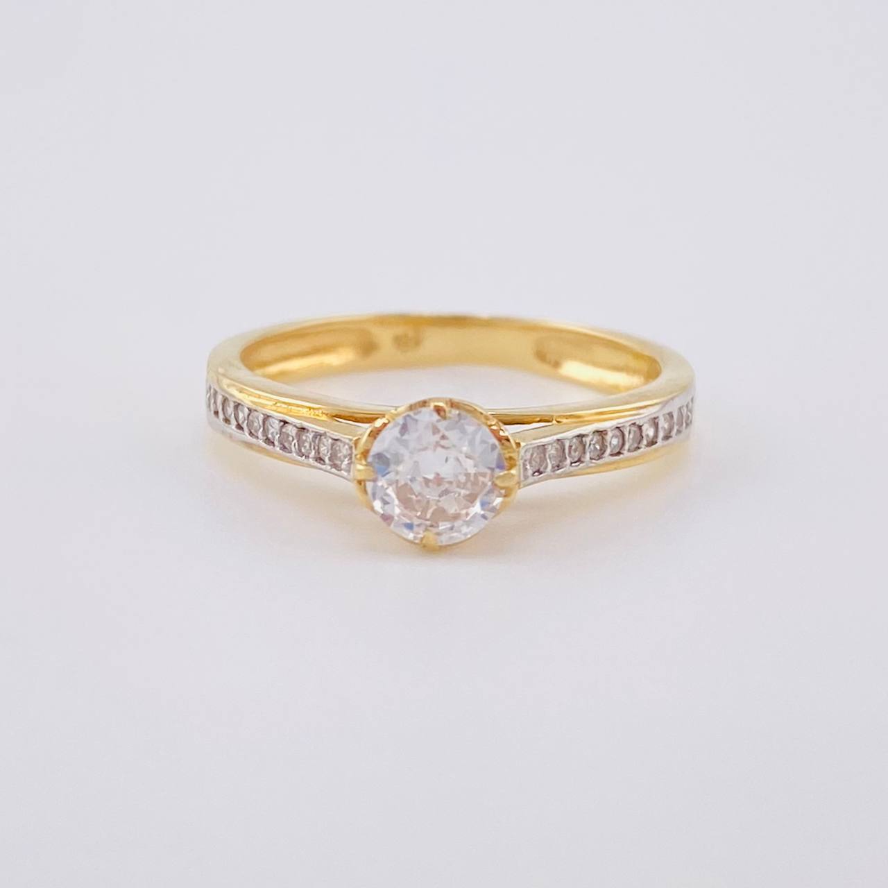 Heart Solitaire Ring 2.55 g / T6 3/4 Two Yellow White Gold 18K