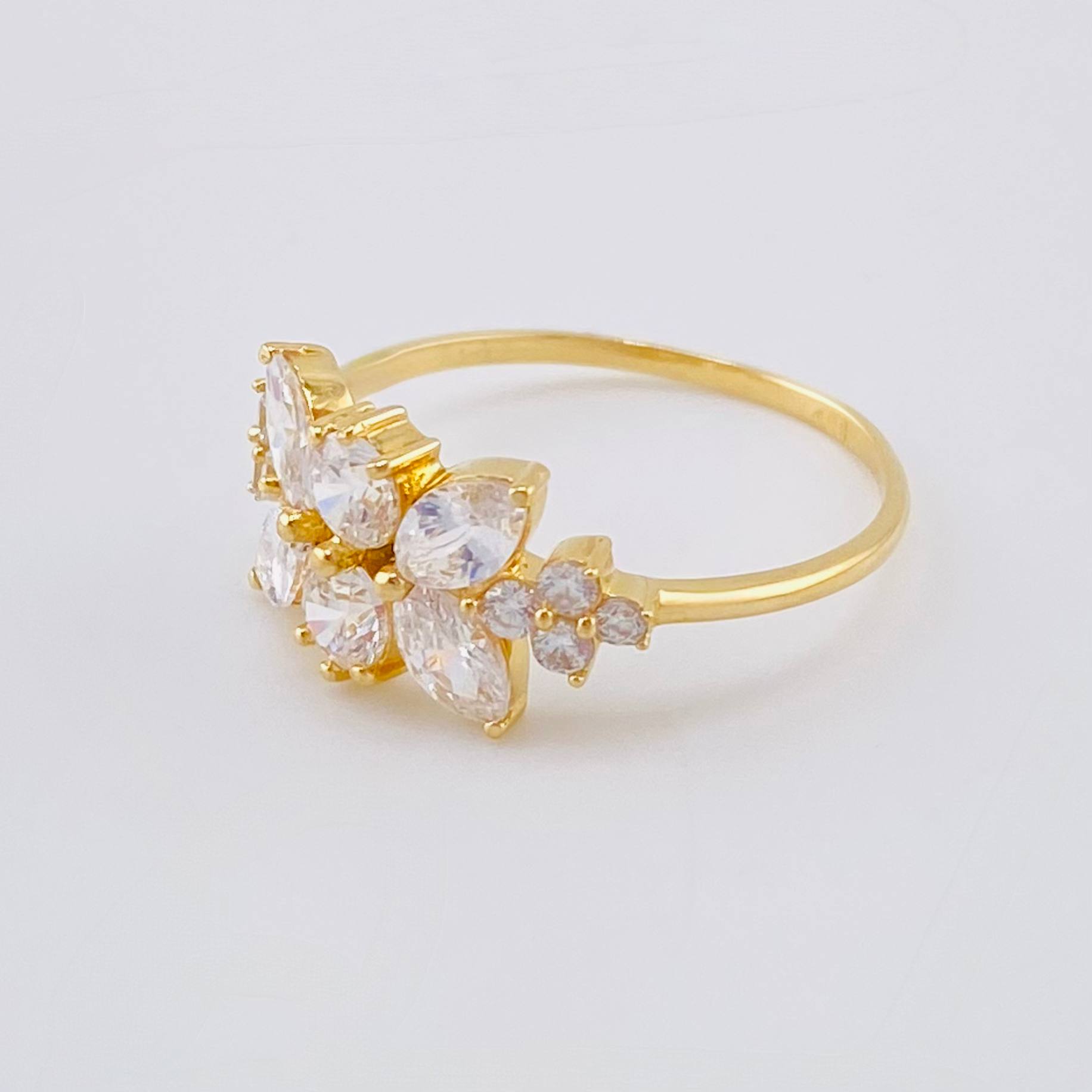 Anillo Hoja En Secuencia 2.2 g / T6 1/2 Oro Amarillo 18K Nac.Esp.