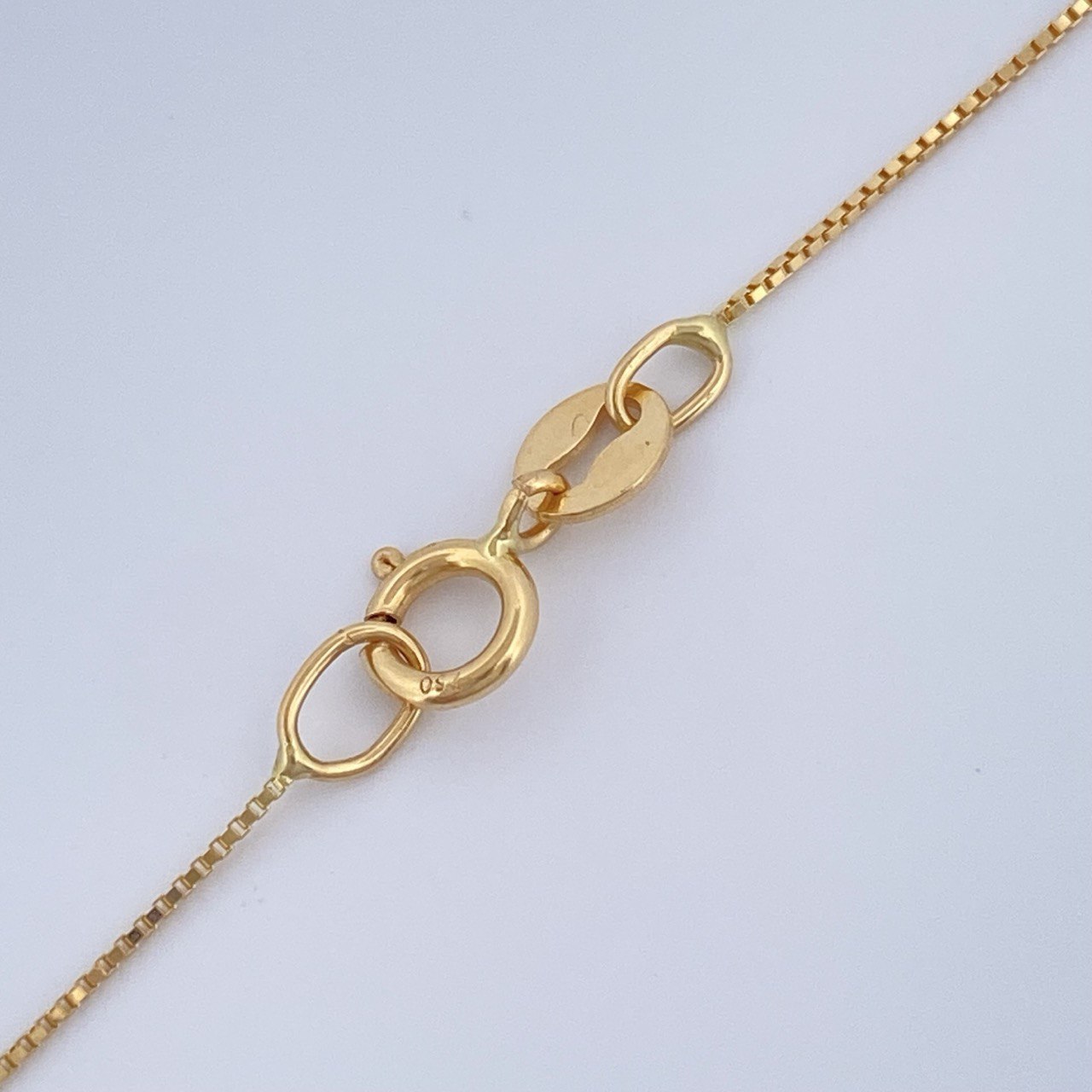 Venetian Chain and Pendant Set + Our Lady Mary Mystical Rose 1.5gr / 18K Yellow Gold &