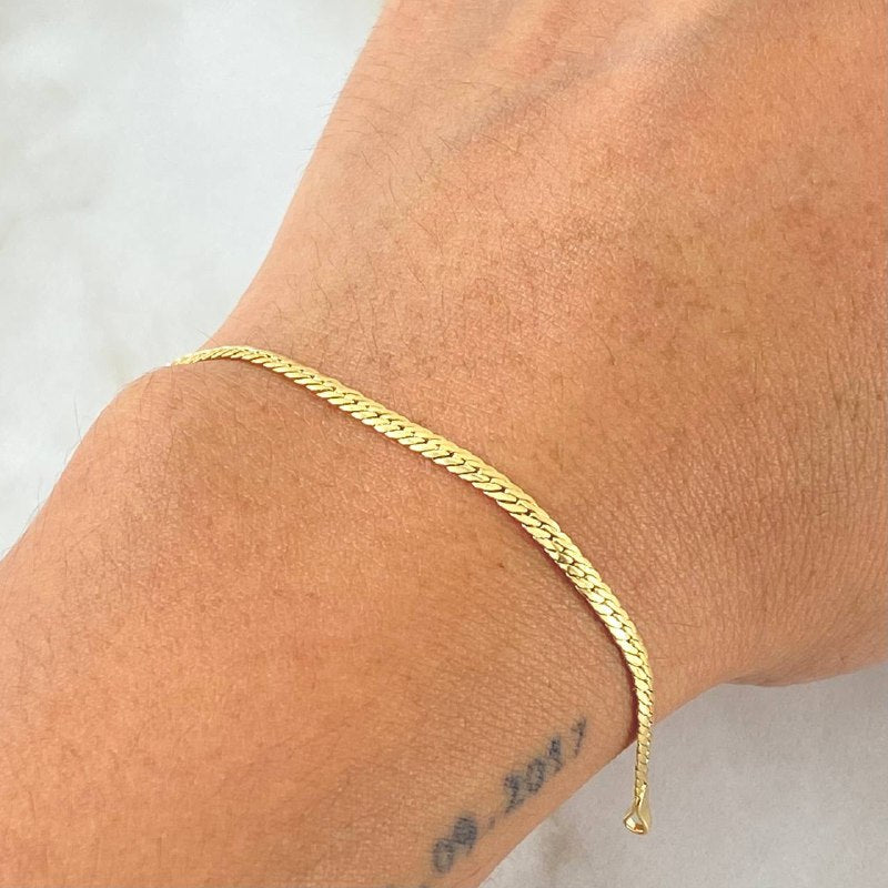 Bracelet 1.65gr / 7.1in / +3 18K Gold