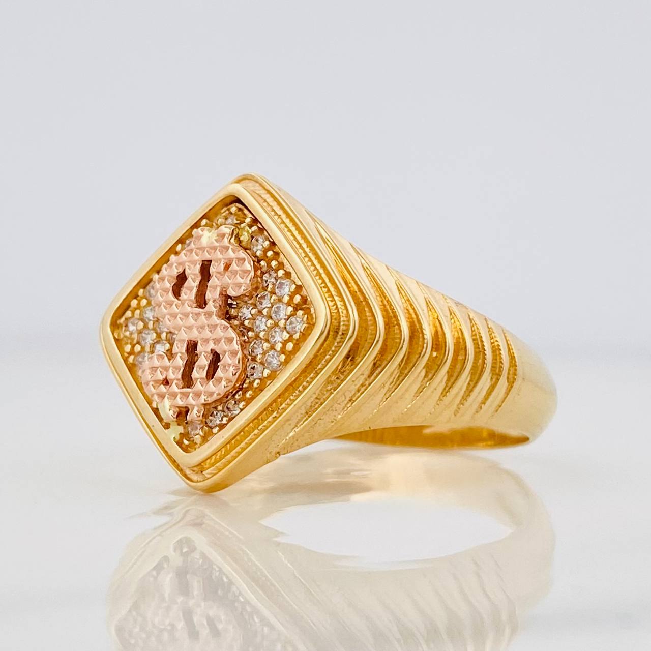 Signet Ring Weight 6.2g / T10 Yellow Gold 18K