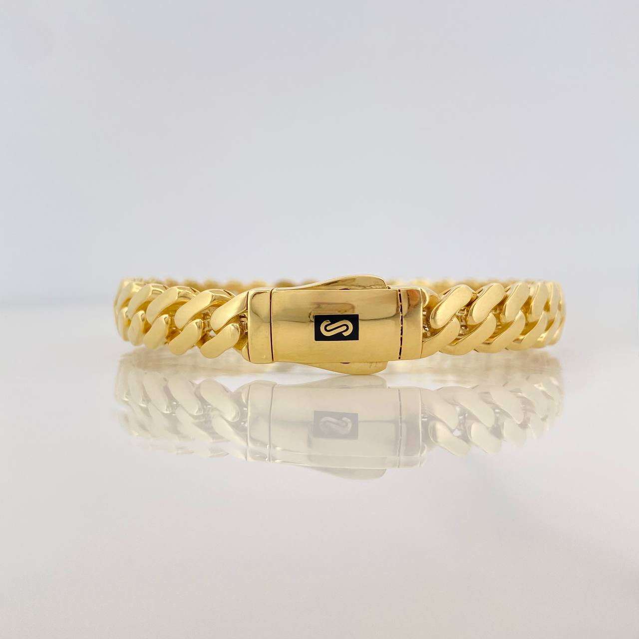 Cuban Links Bracelet Infinite 15g / 7 1/2 in / 7.96mm Yellow Gold 18K