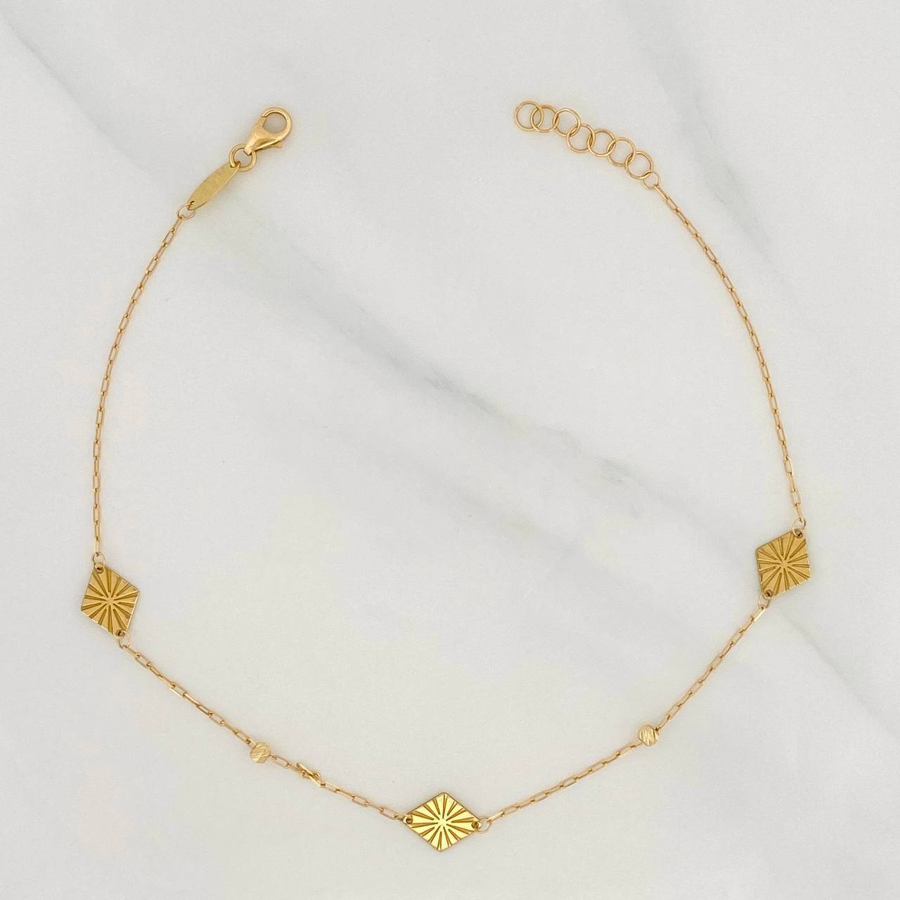 Alternating Rhombus Box Anklet 1.65g / 9 3/4 in / 0.85mm 18K Yellow Gold