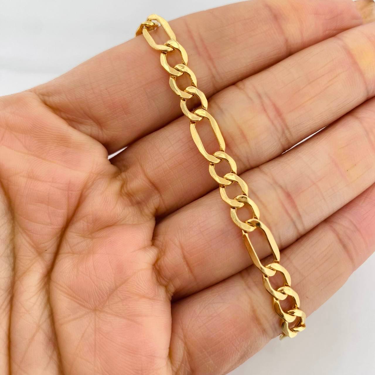 Pulso Figaro 4.25g / 7 1/2 in / 5.48mm Oro Amarillo 18K
