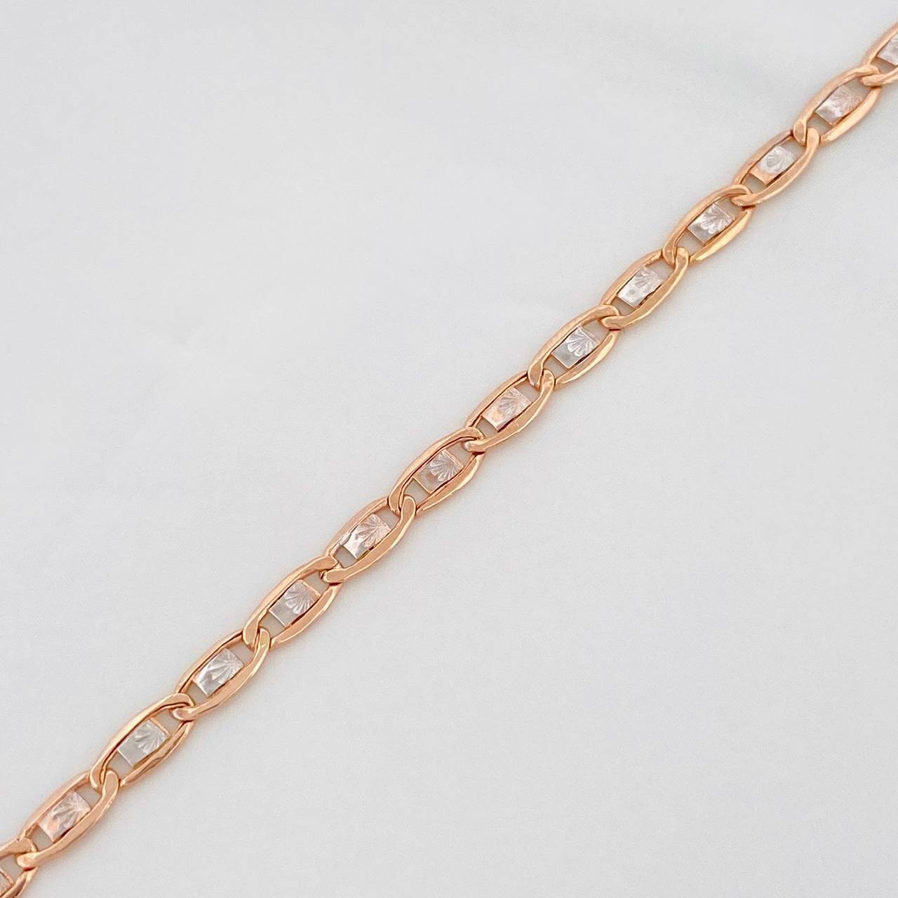 Flat Mariner Bracelet 1.7g / 7 1/2 in / 2.6mm Two-Tone White Rose 18K Gold