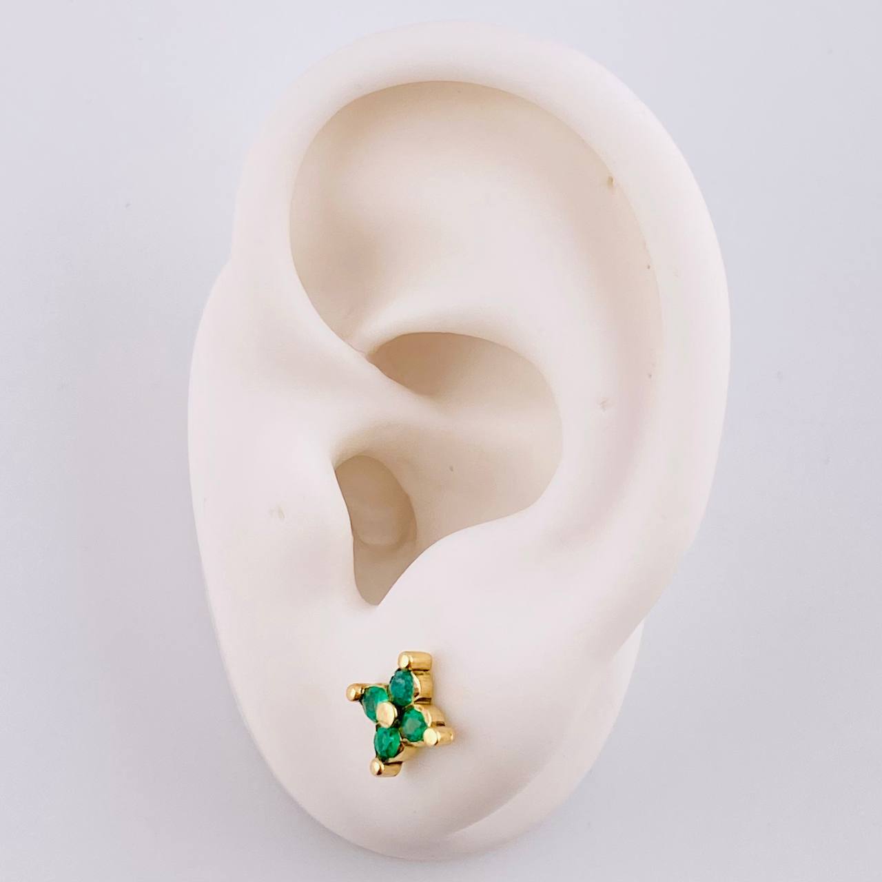 Clover Stud Earrings Emerald 60Pts 1.95 g / 2 3/4 in 18K Yellow Gold