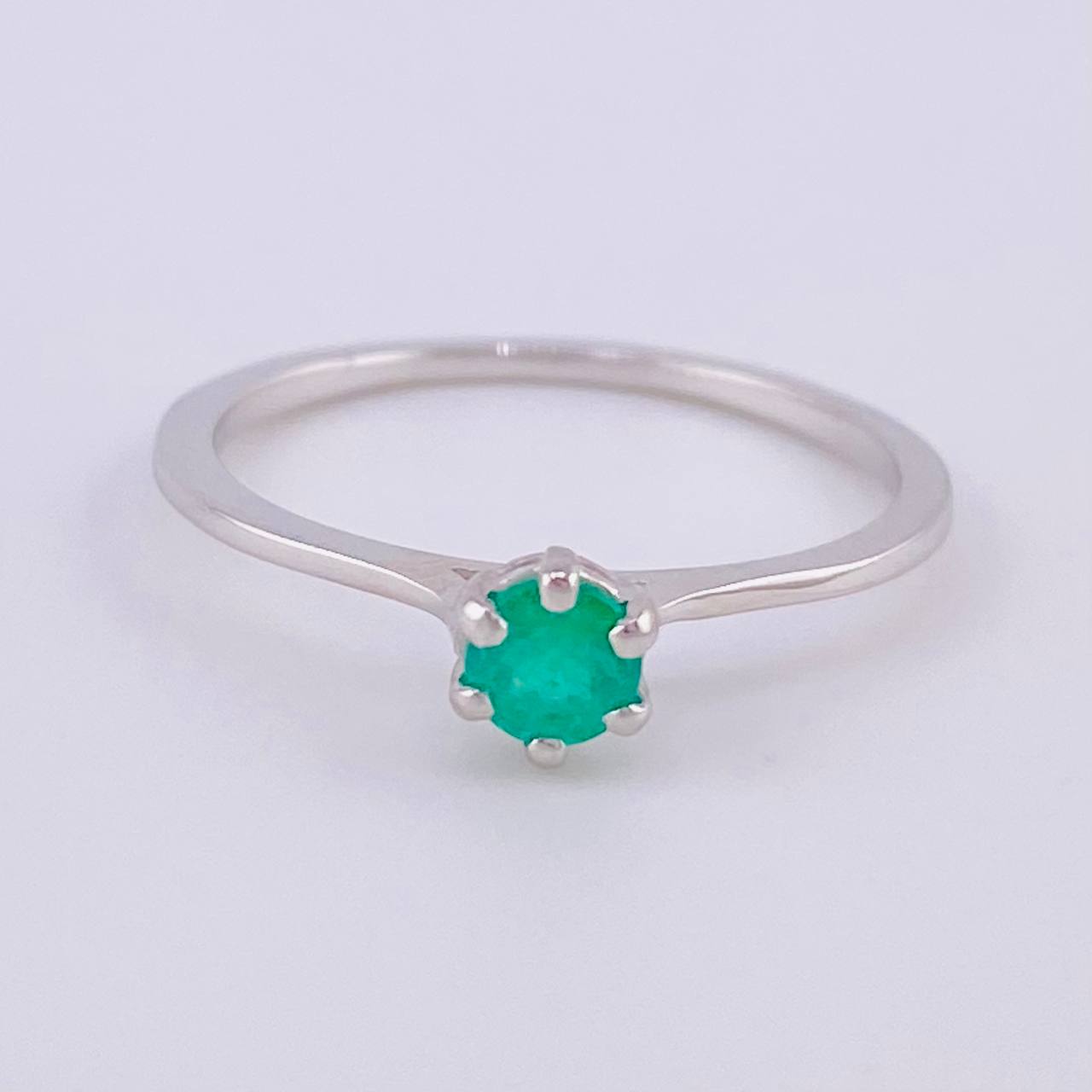 Anillo Solitario Esmeralda 18Pts 1.5 g / T6 3/4 Oro Blanco 18K