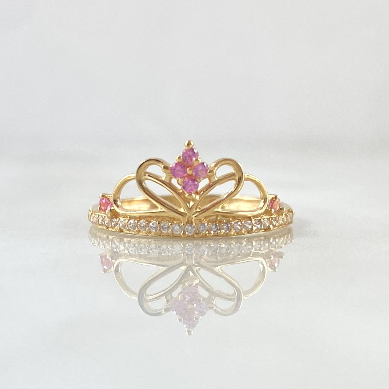 Anillo Corona Corazón Estilizado 1.4gr / T5 1/2 / Silueta Circones Blancos Rosados Oro Amarillo 18K ©