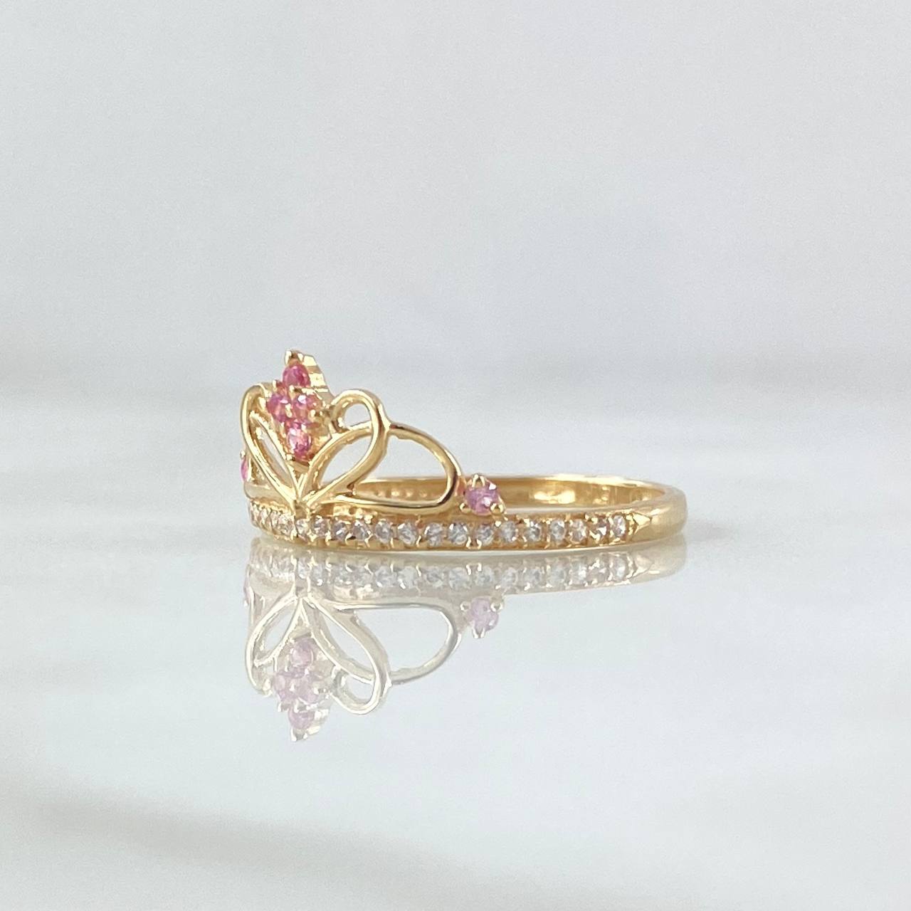 Anillo Corona Corazón Estilizado 1.4gr / T5 1/2 / Silueta Circones Blancos Rosados Oro Amarillo 18K ©
