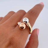 You and Me Ring 1.95gr / Size 6 3/4 / 18K Gold $