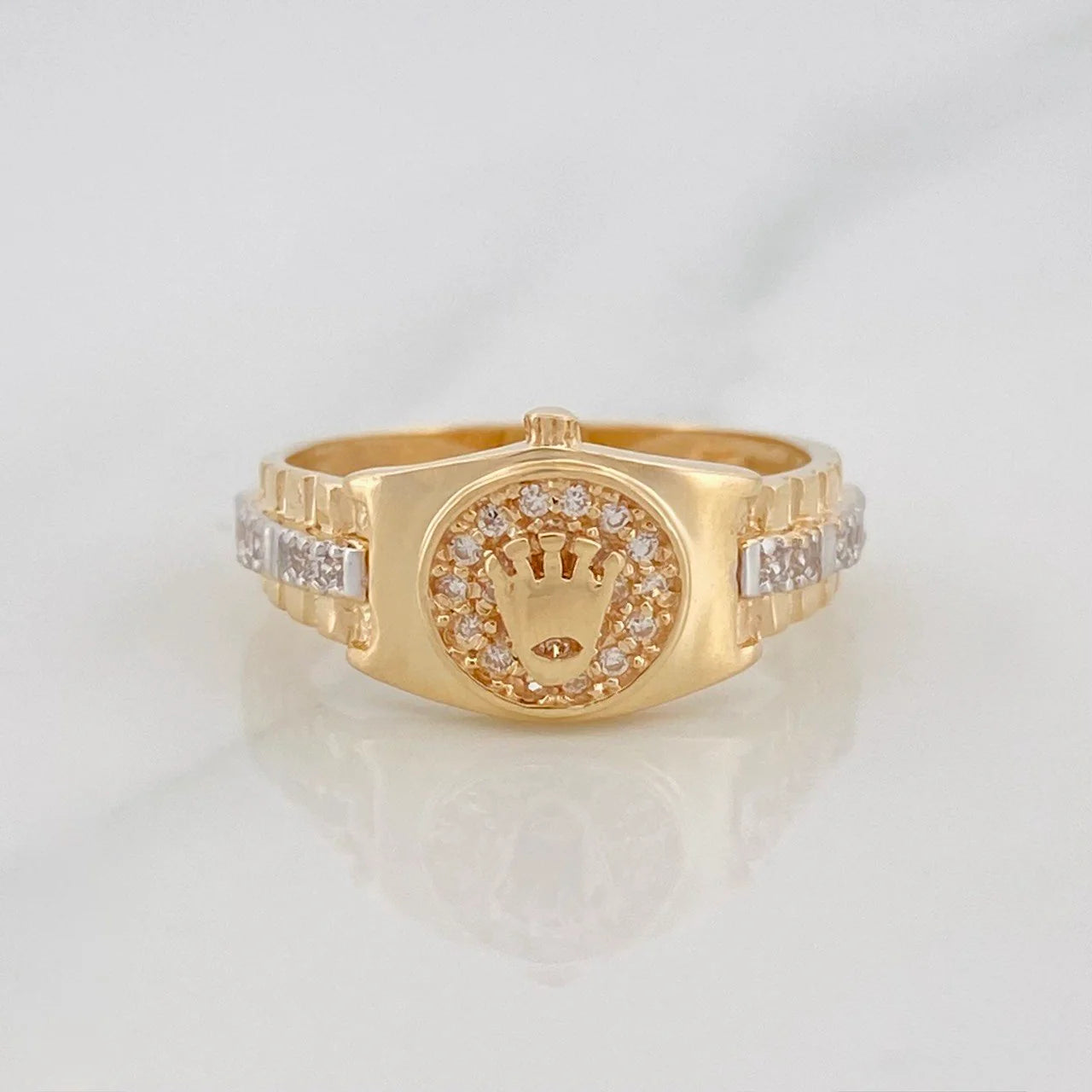 Crown Ring 3.65g / Size 6 3/4 Two-Tone Yellow and White Gold 18K
