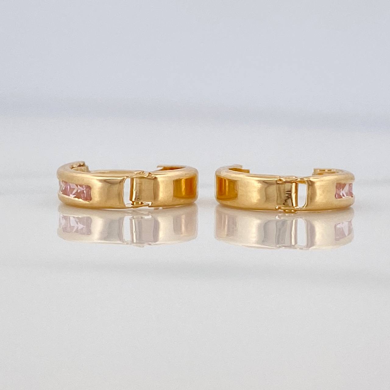 Carril Hoop Earrings 0.85 g / 1/2 in 18K Yellow Gold