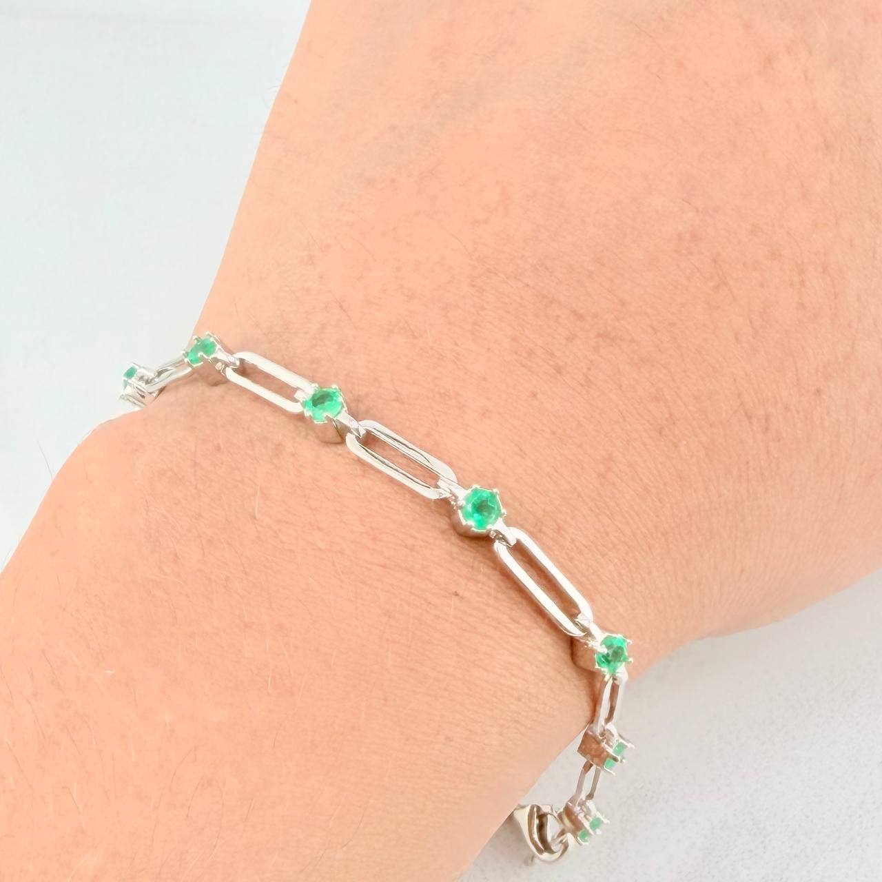 Bracelet Drawer Sparks Emeralds 1.21Qts 5.3g / 7 1/4 in / 3.9mm Silver 925