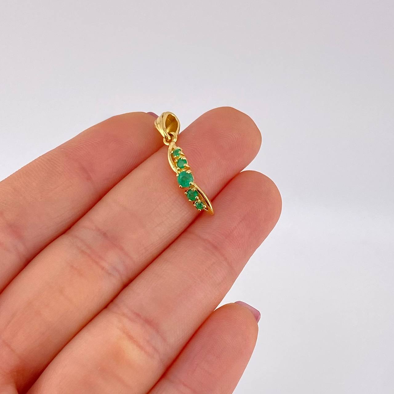 Pendant Partial Infinity 1.55gr / 2.6cm / Emeralds 26pts 18K Yellow Gold (Jewel) *